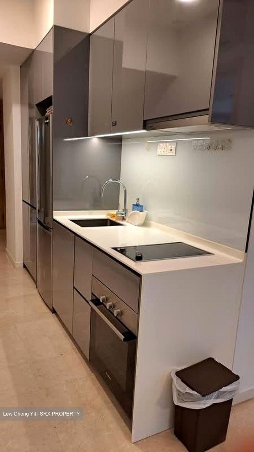 The Tre Ver (D13), Condominium #566672221
